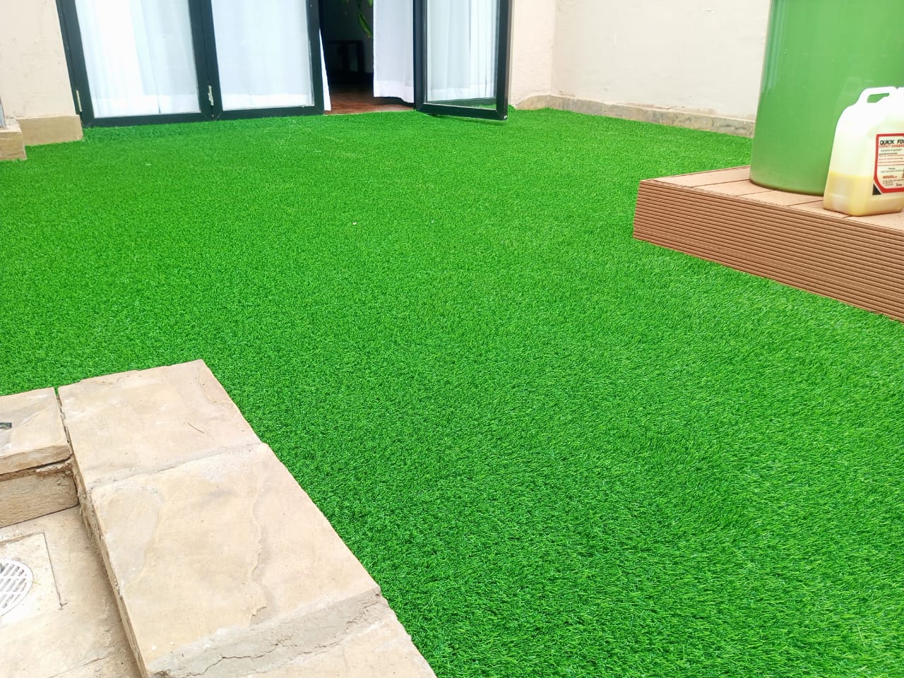 GRASS CARPET 25MM