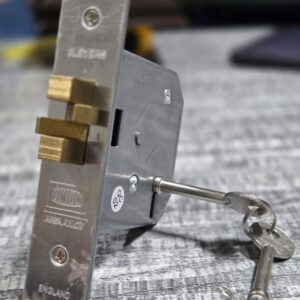 Union 3 Lever Sliding Gate Deadlock